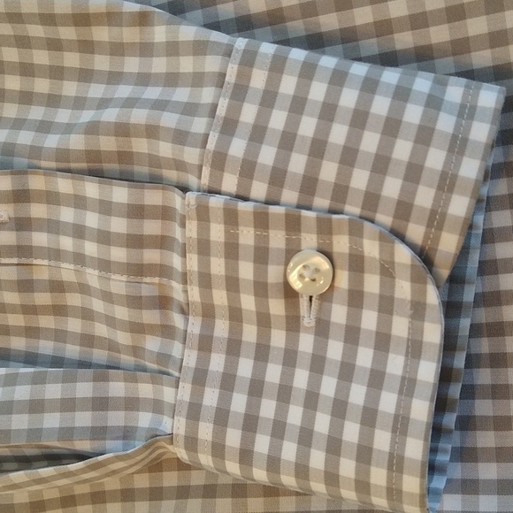 Roundtree Yorke Gold label men's grey no iron long sleeve shirt 16 1/2 x35 - Picture 2 of 4